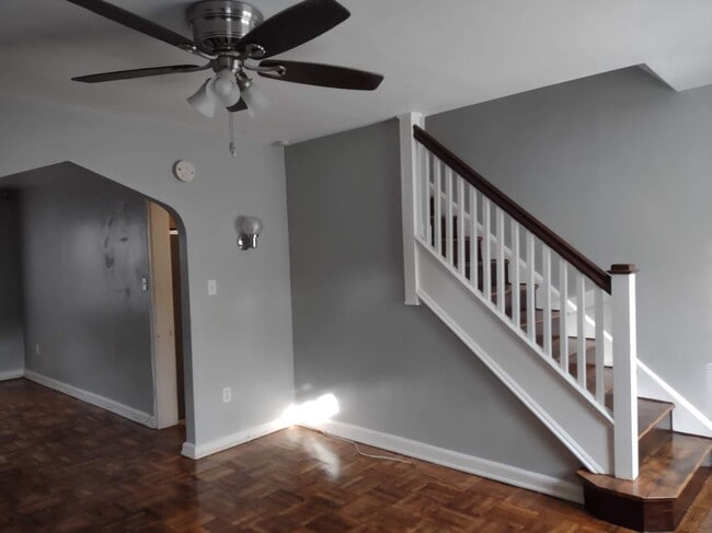 Building Photo - 5028 Chalgrove Ave