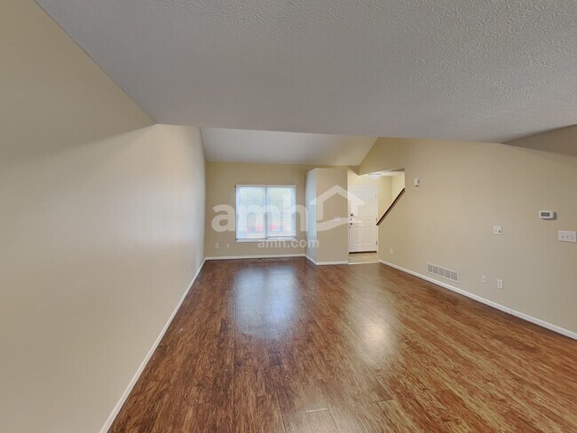 Building Photo - 279 Rockmill St