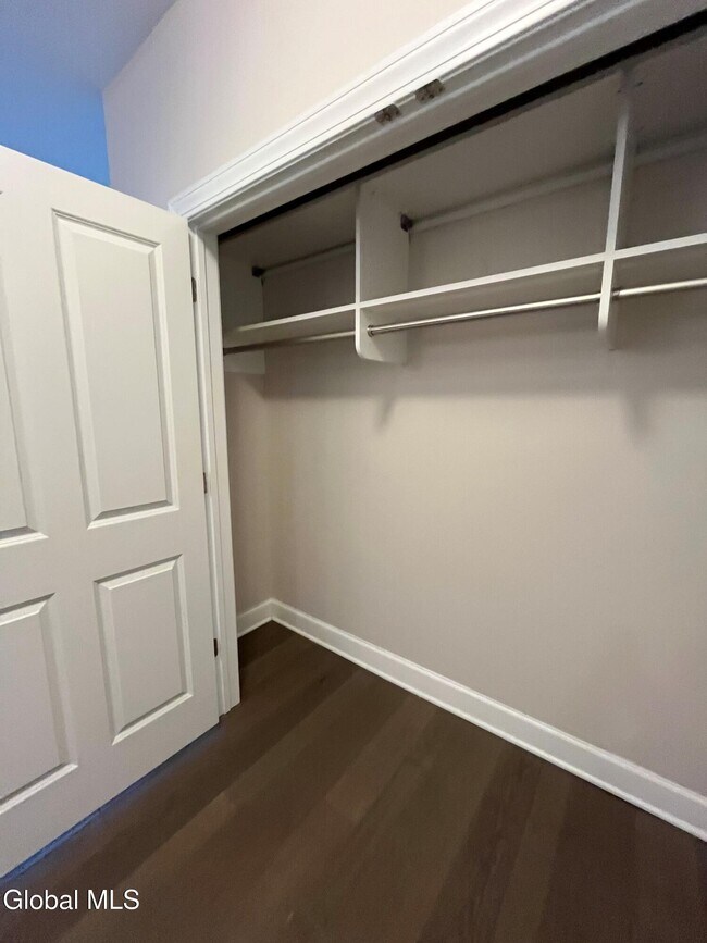 Building Photo - 2 West Ave