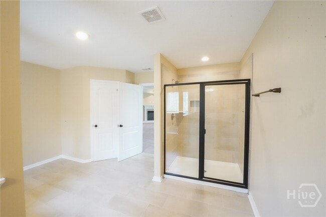 Building Photo - 112 Bellevue Blvd