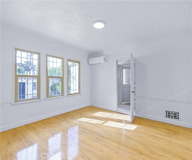 Building Photo - 1119 S Crescent Heights Blvd