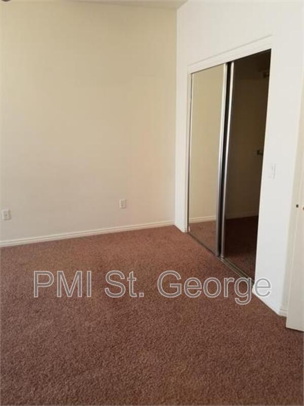 Building Photo - 3753 E Canyon Crest Ave