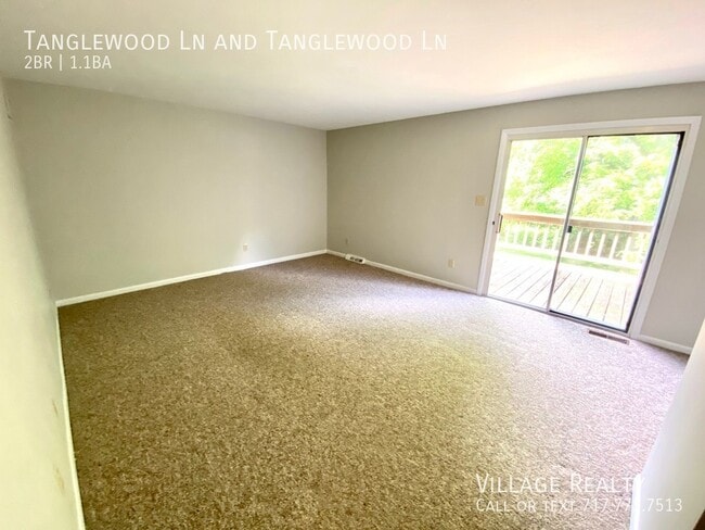 Building Photo - 442 Tanglewood Ln