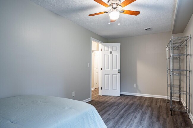 Building Photo - THE CORVAIR l Gorgeous Atlanta House, Close to Parks & Amenities