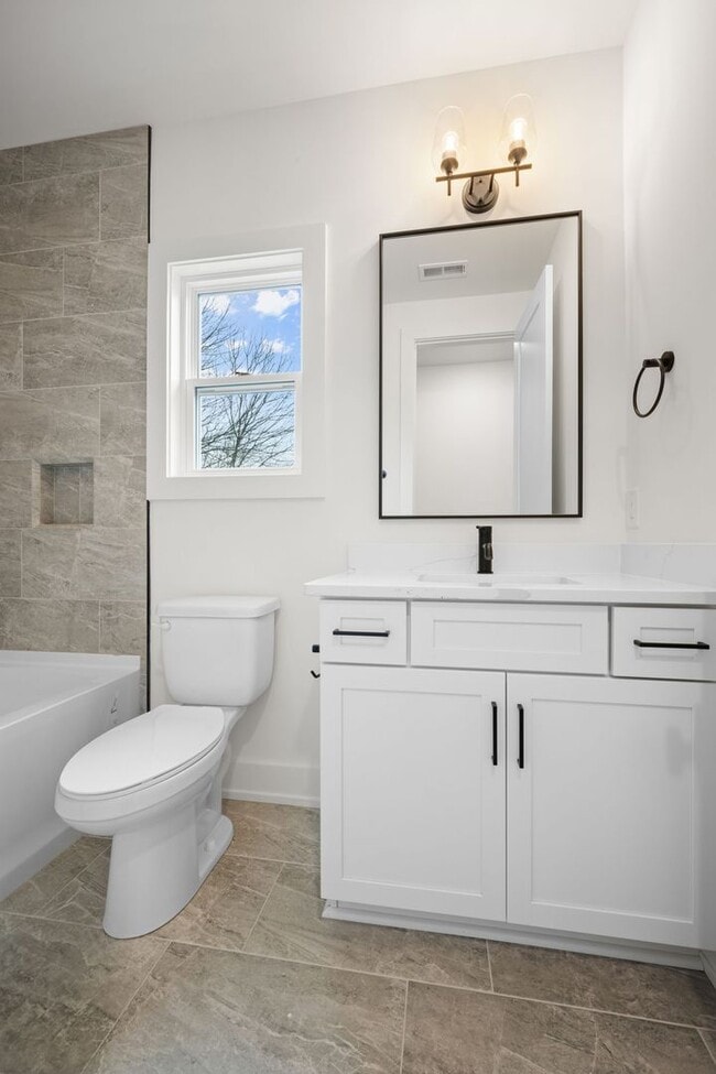 Building Photo - 3 Bed 2.5 Bath New Construction in Old Hickory