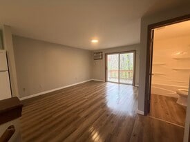 Building Photo - 1478 Stafford Rd