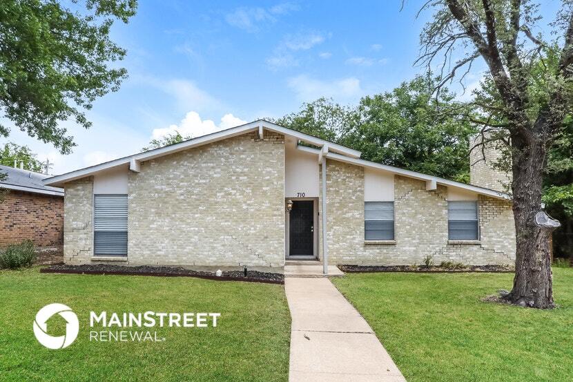 Primary Photo - 710 Bluebonnet Dr