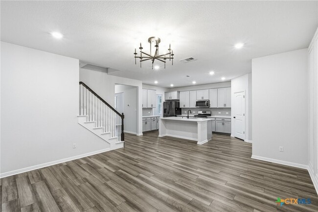 Building Photo - 1941 Winston Way