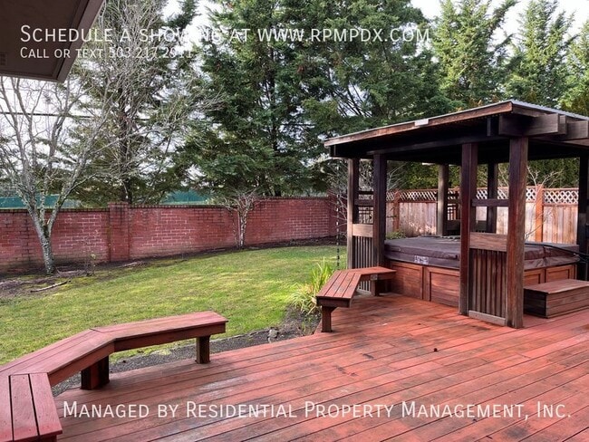 Building Photo - 3964 NW Brookview Way