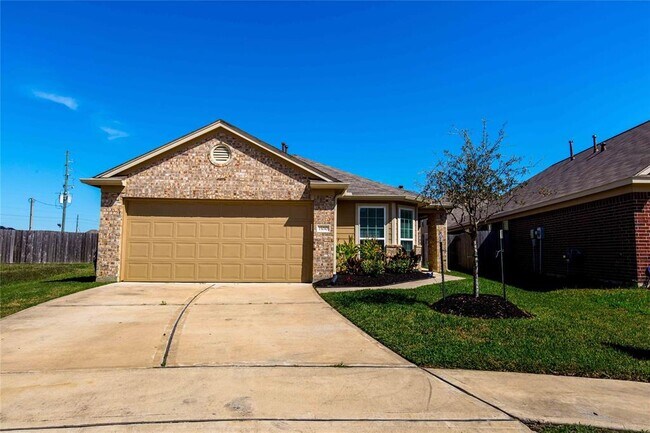 Primary Photo - 15010 Rustler Gate Ln