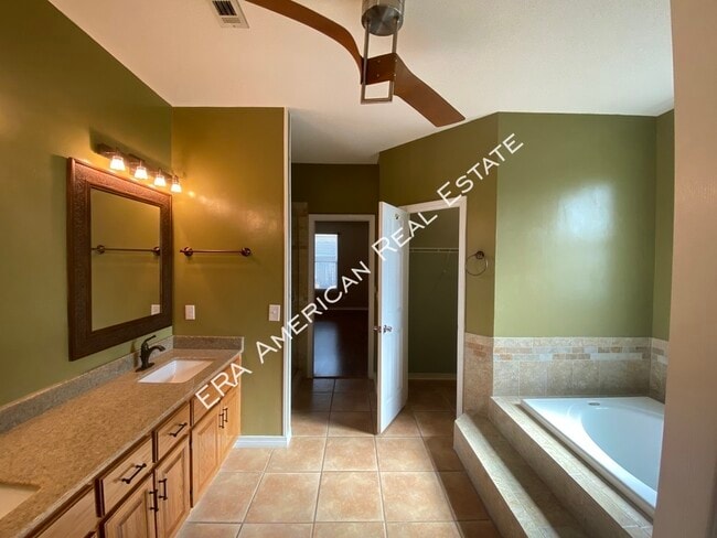 Building Photo - 2080 Biscayne Blvd