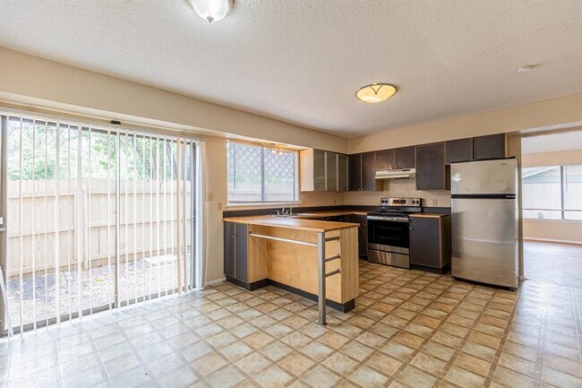 Building Photo - 9524 Quail Village Ln