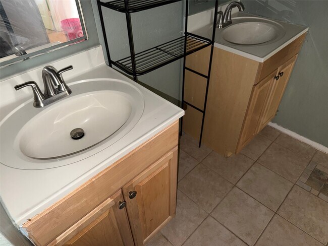 Building Photo - 7950 N Stadium Dr