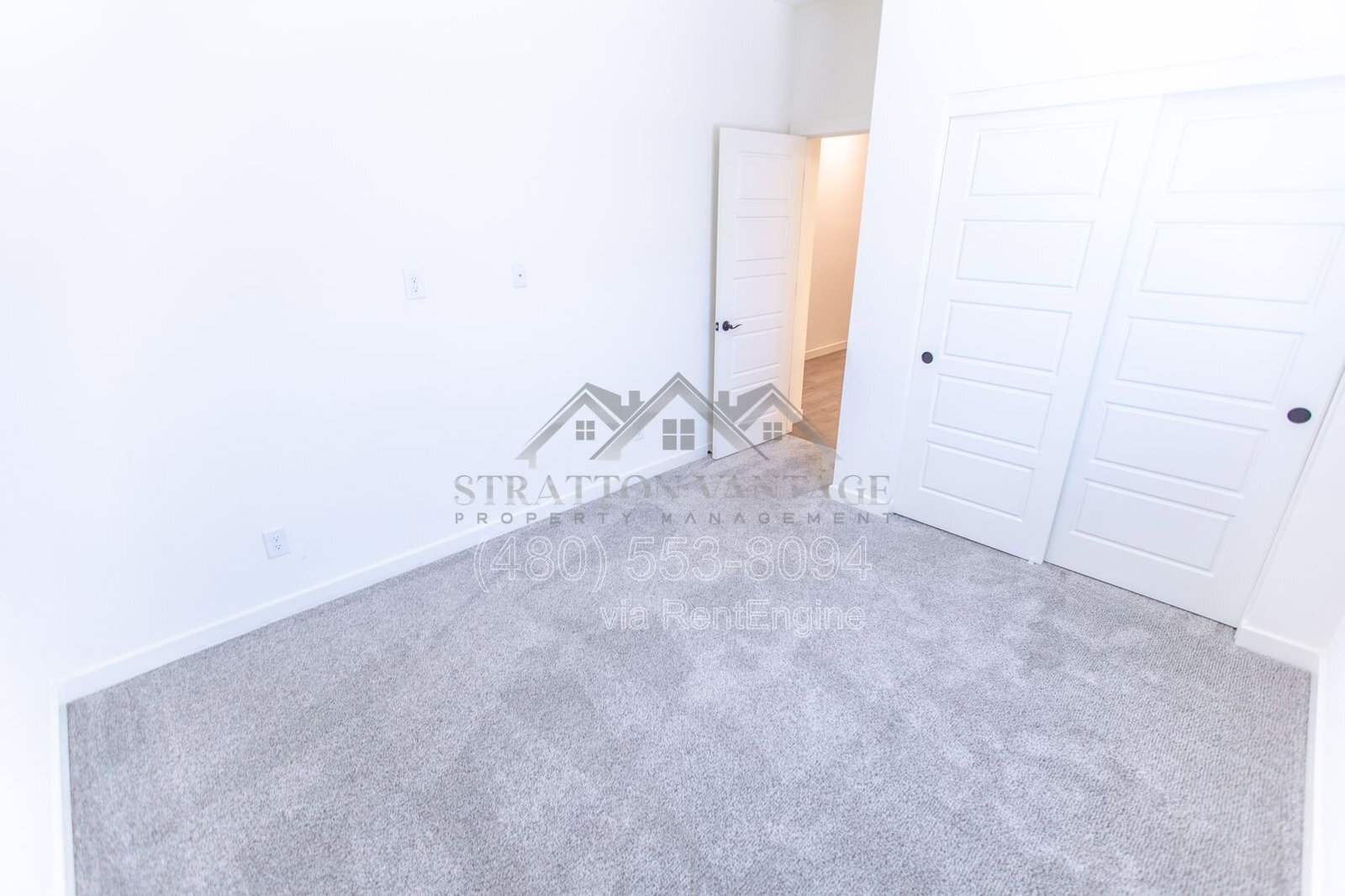 Building Photo - 2547 N Kenna Pl