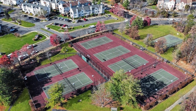 Building Photo - 8048 Hilliard Dr