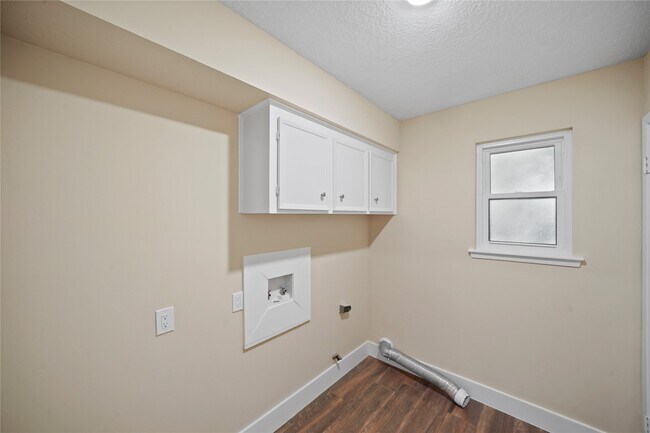 Building Photo - 11804 Westmere Dr