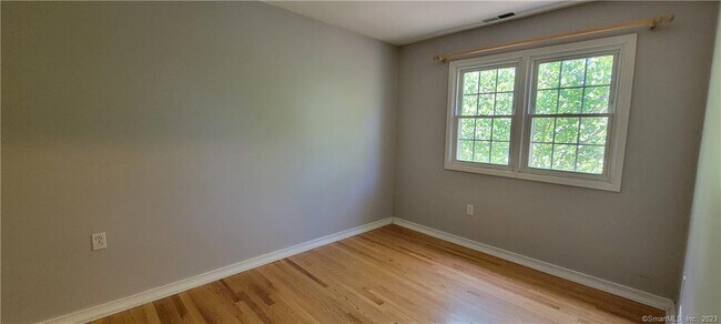 Building Photo - 155 Penn Common