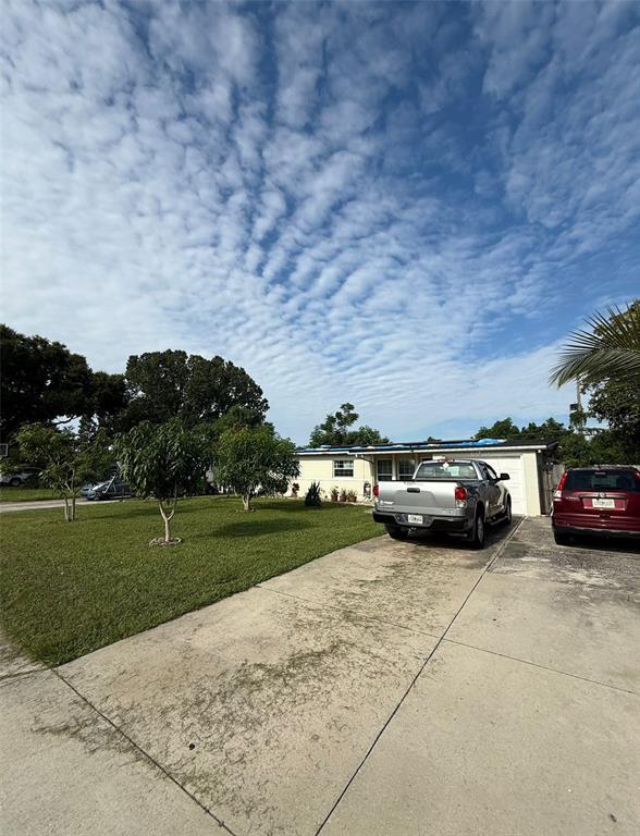 Primary Photo - 6020 Harcourt Ave