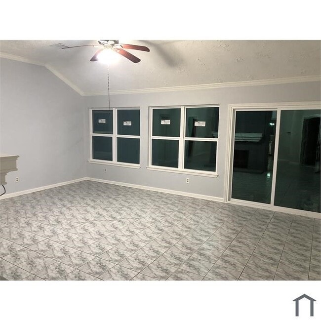 Building Photo - 14103 Royal Hill Dr