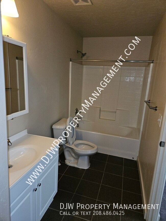 Building Photo - 2964 LeBlanc-
