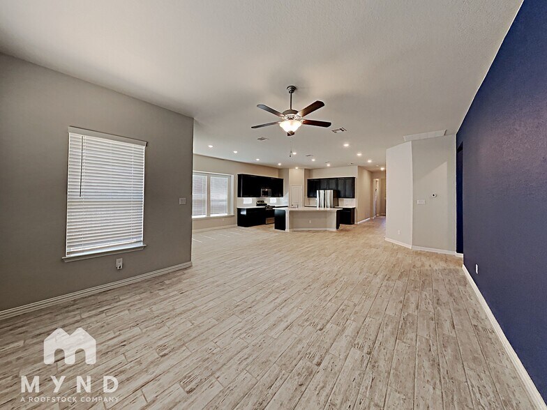Building Photo - 15003 Gelding Hts