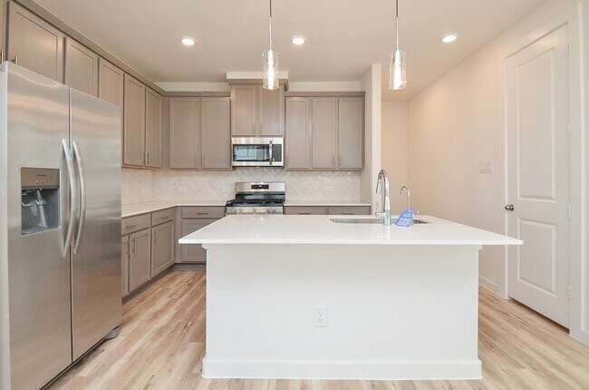 Building Photo - 3249 Loam Ln