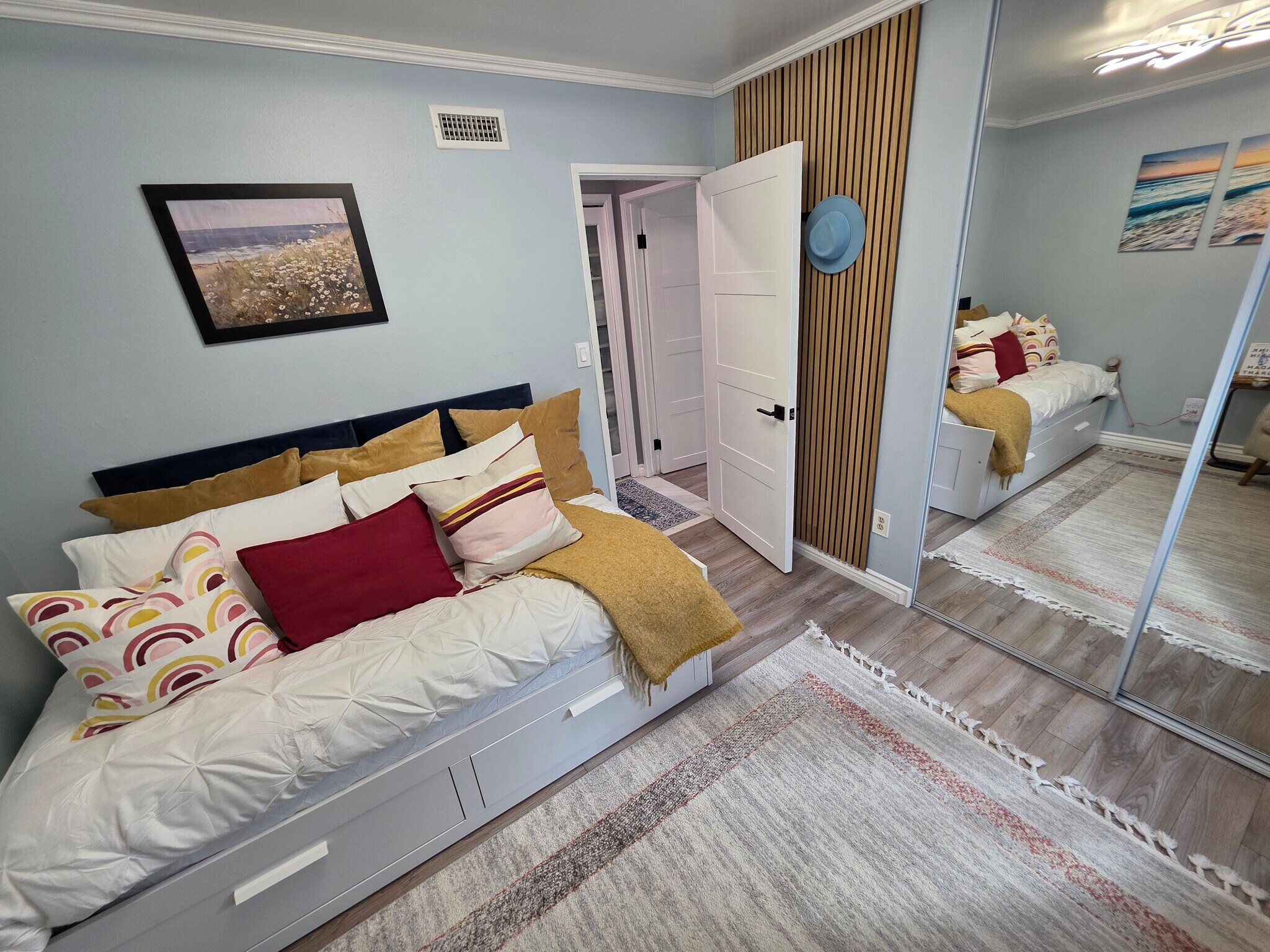 Building Photo - 6097 Charae St