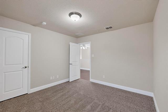 Building Photo - 2584 Jackson Dr