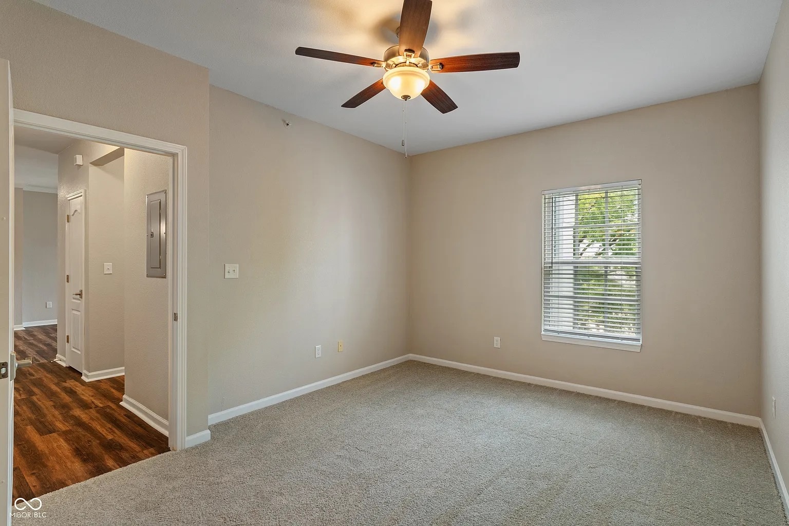 Master bedroom - 12833 Tradd St