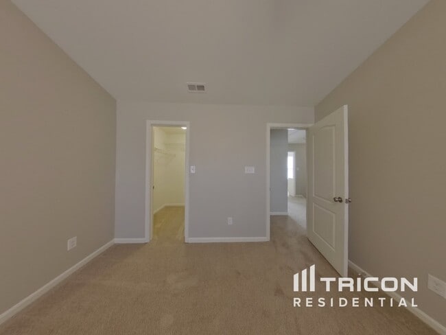 Building Photo - 4430 Cochran Farm Lane Charlotte NC