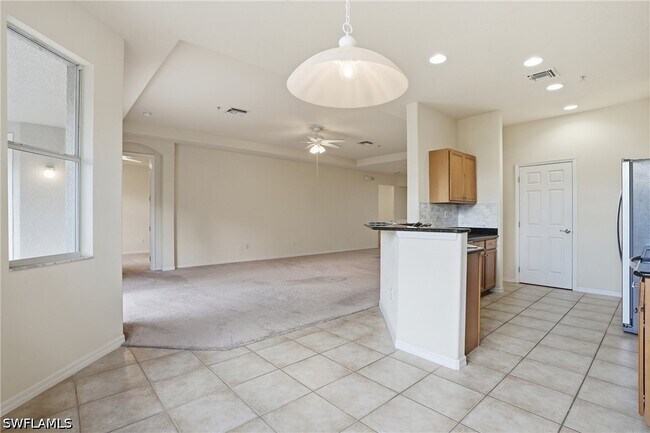 Building Photo - 12854 Carrington Cir