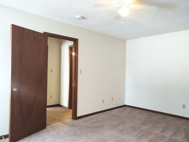 Building Photo - $1,195 | 1 Bedroom, 1 Bathroom Condo | Designed for Ages 55+ | Pet Friendly* | Available for Augu...