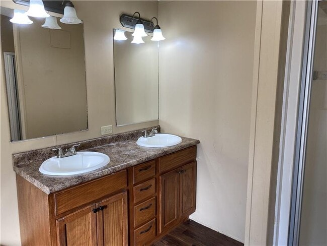 Building Photo - 135 Dv Byrd Ln