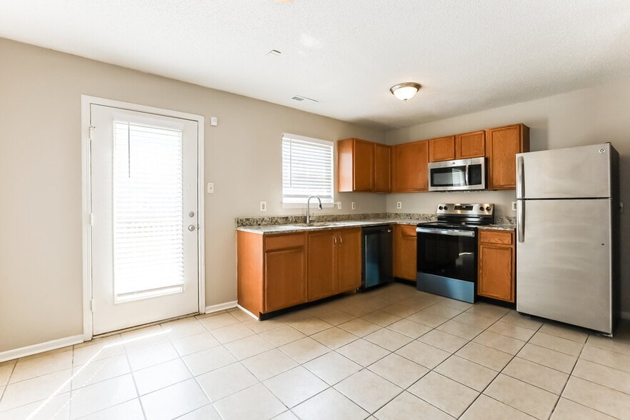 Building Photo - 11840 Wapiti Way