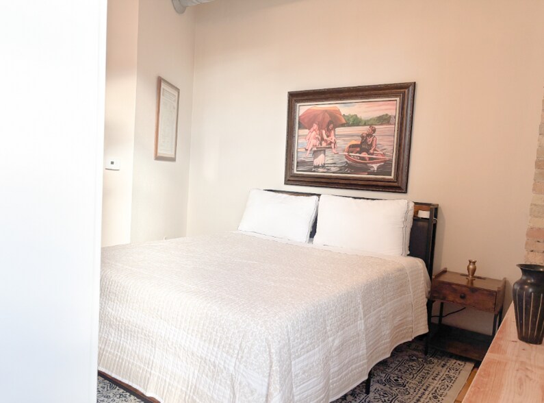 Building Photo - 1017 S 2nd St