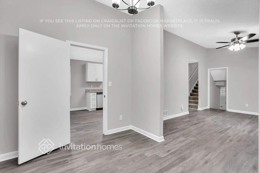 Building Photo - 2647 Peyton Woods Trail SW