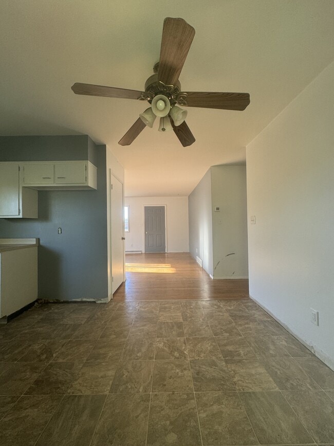 Building Photo - 4170 5th Ave S