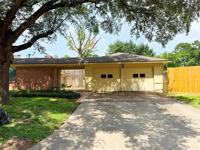 Building Photo - 13430 Exton Ln