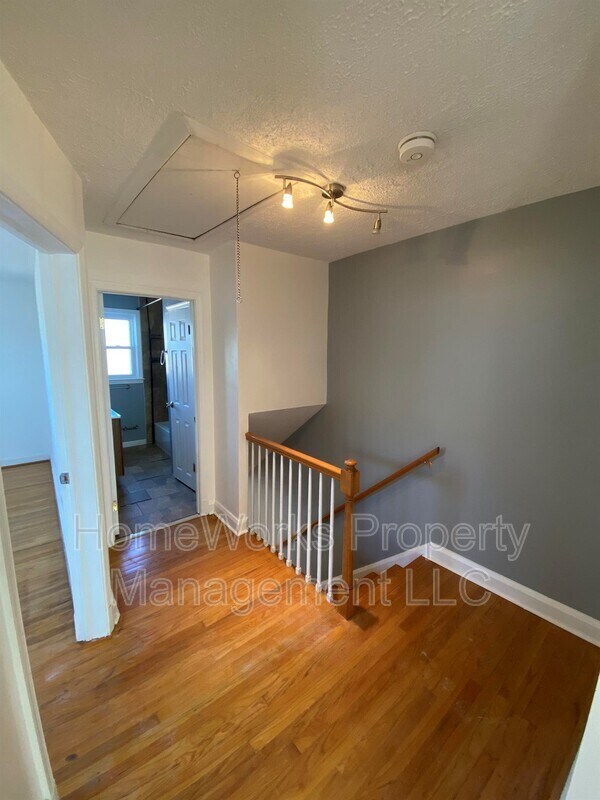 Building Photo - 1127 Deanwood Rd