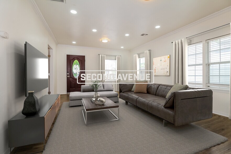 Building Photo - 1521 S Blackwelder Ave