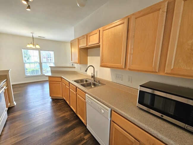 Building Photo - 205 Spring Crossing Cir
