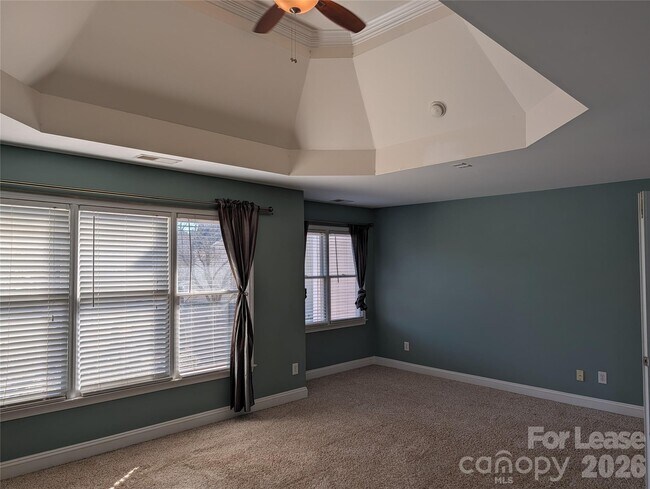 Building Photo - 217 Montibello Dr