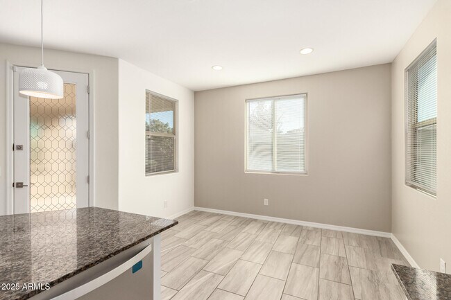 Building Photo - 2169 W Madisen Marie Ave