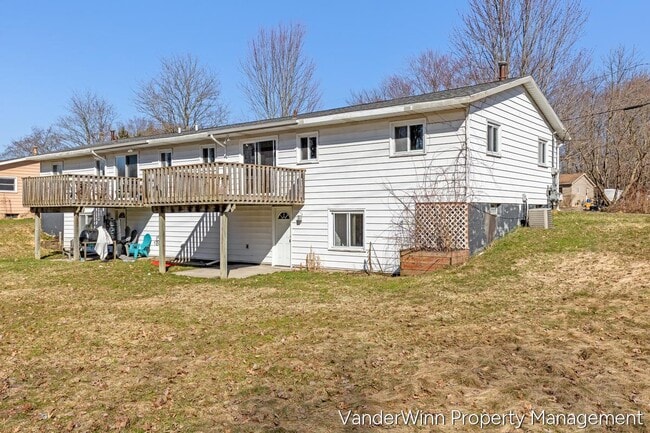 Building Photo - 10945 Mountain Ash Ave NW