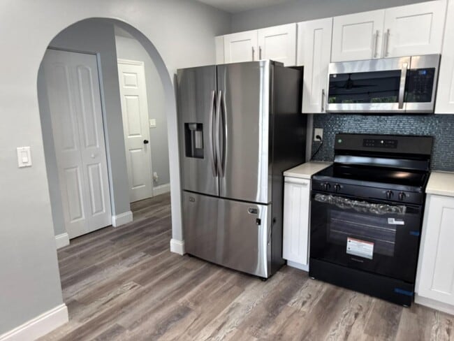 Building Photo - 5516 NW 22nd St