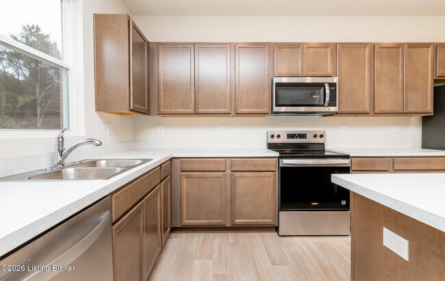 Building Photo - 16904 Aiken Rdg Cir