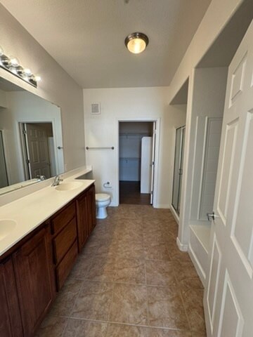 Master Bathroom - 8777 West Maule Avenue