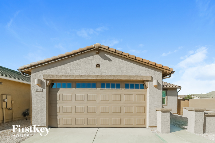 Primary Photo - 5848 N 89th Dr