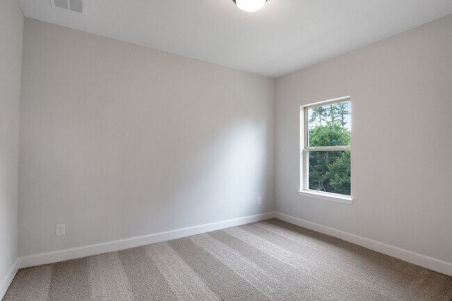 Building Photo - 8546 Burdekin Rd