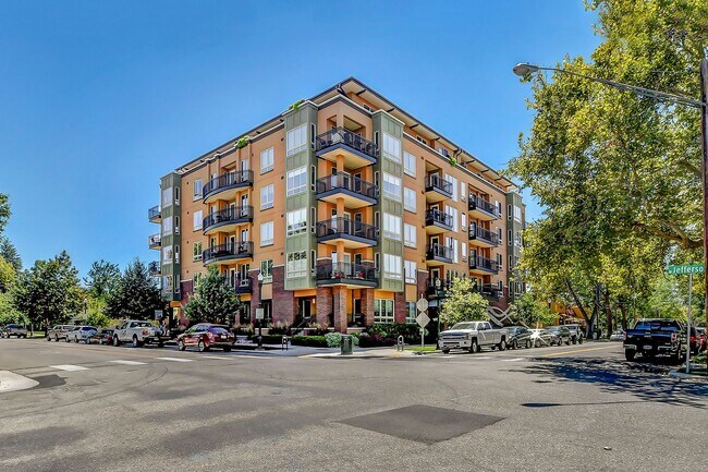 Building Photo - 1 Bedroom Condo in Downtown Boise:::: Balcony View of the City